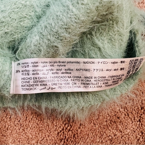 Zara Seafoam Mint Green Fuzzy Tie-Shoulder Crop Top Bralette. Size Small. - Picture 13 of 14